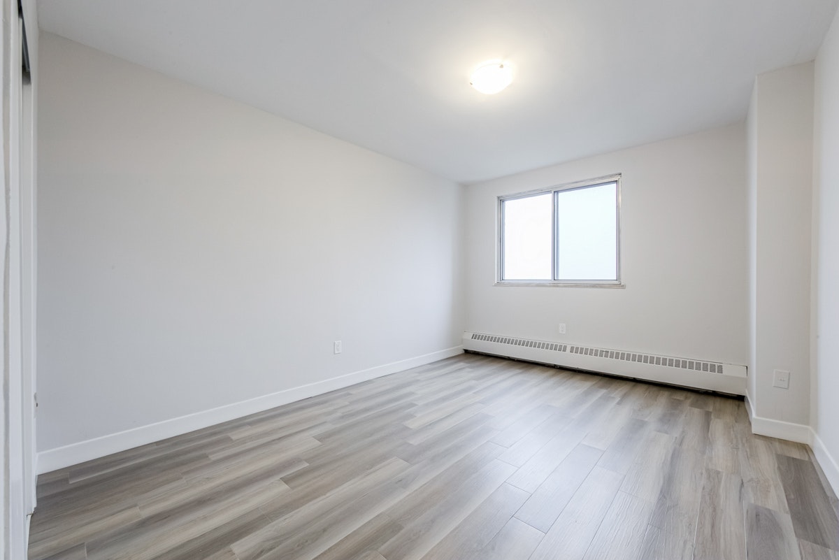 15 Tangreen Court, Vaughan, ON, M2M 3Z1 - 8
