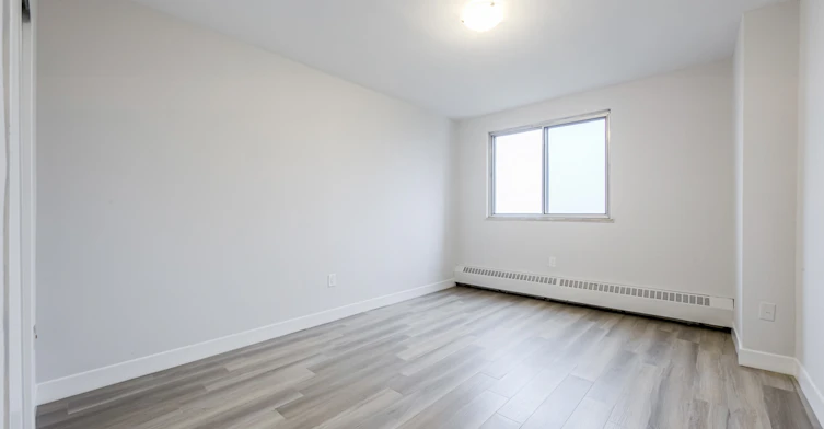 15 Tangreen Court, Vaughan, ON, M2M 3Z1 - 8