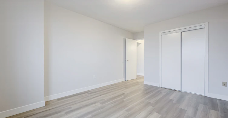 15 Tangreen Court, Vaughan, ON, M2M 3Z1 - 9