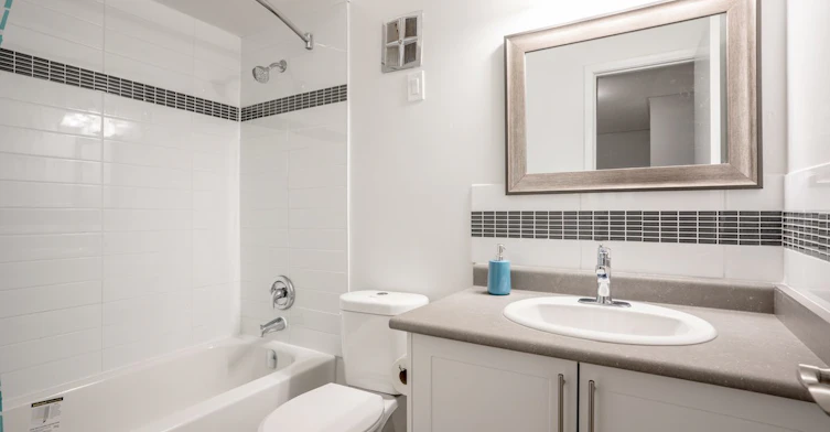 75 Goodview Road, Toronto, ON, M2J 2K6 - 7