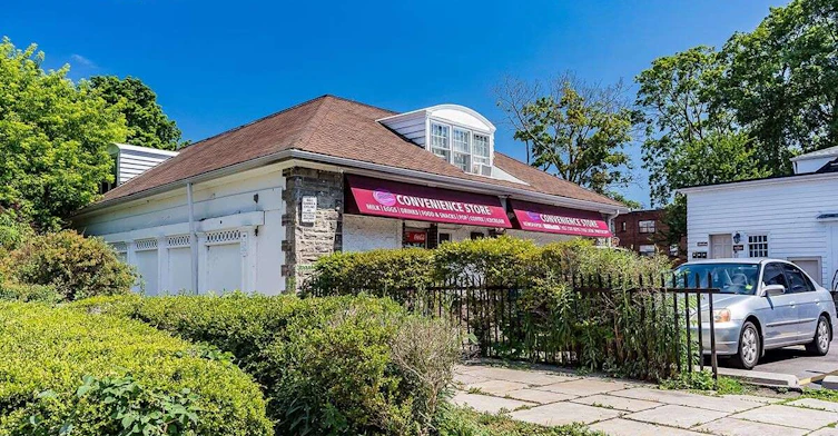 2527 Lake Shore Boulevard West, Toronto, ON, M8V 1E6 - 13