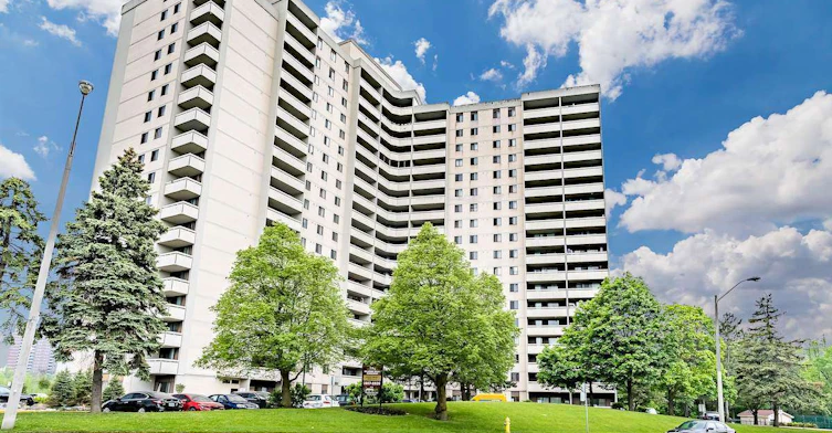 500 Murray Ross Parkway, Toronto, ON, M3J 2Z3 - 8