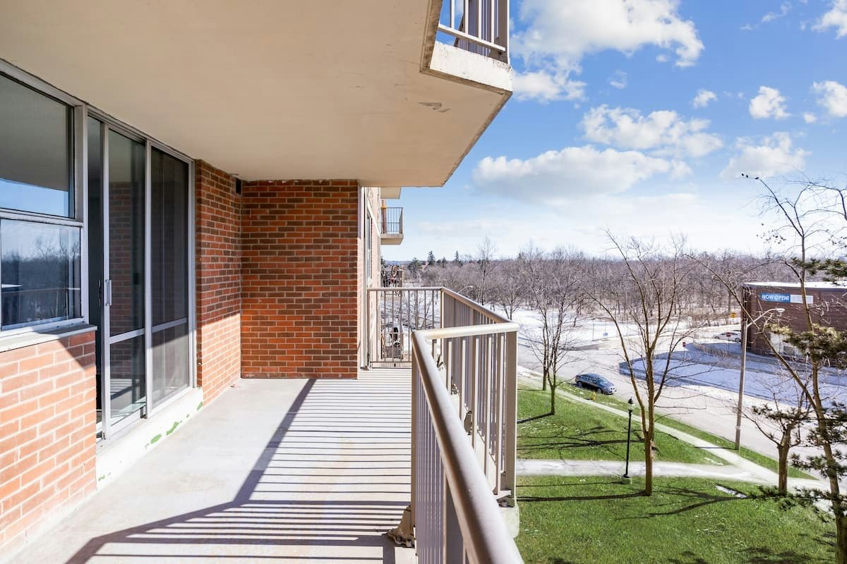 18 Panorama Court, Toronto, ON, M9V 3Z8 - 13