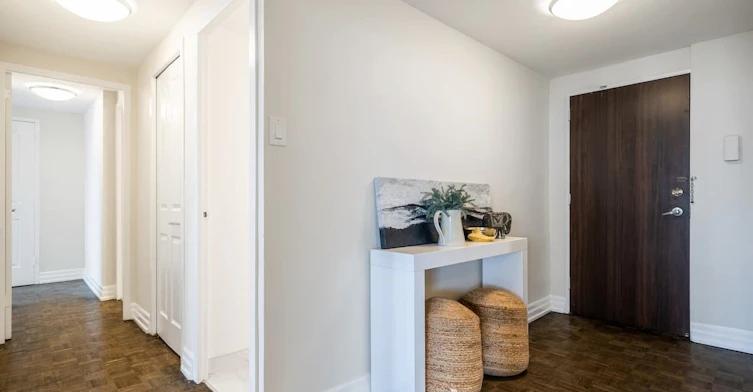 355 St. Clair Avenue West, Toronto, ON, M5P 1N5 - 15