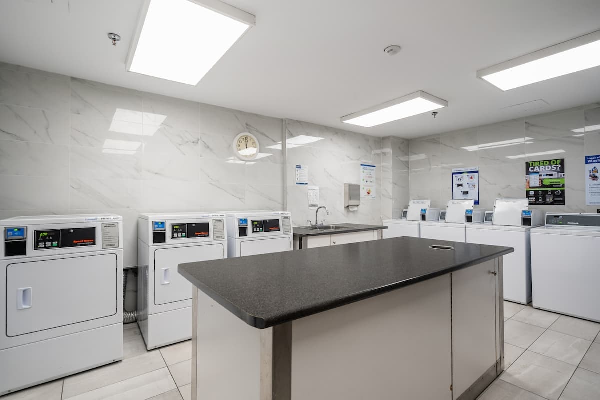 355 St. Clair Avenue West, Toronto, ON, M5P 1N5 - 18