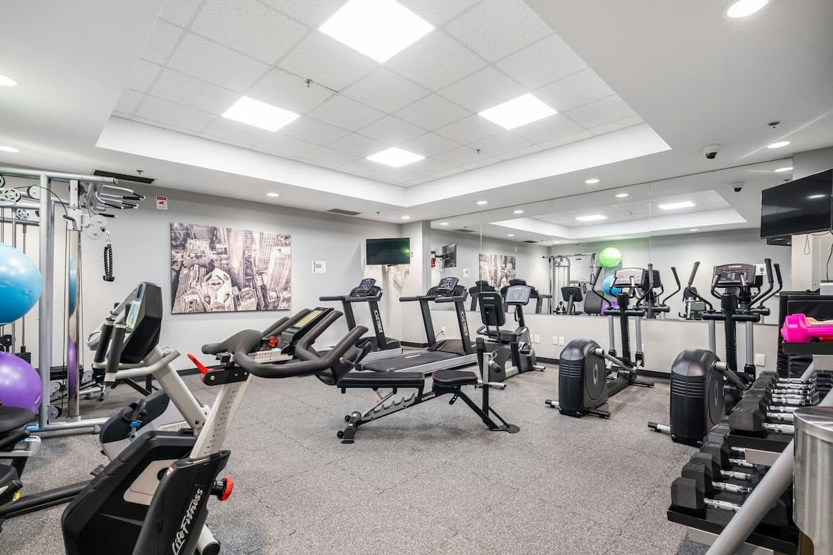 355 St. Clair Avenue West, Toronto, ON, M5P 1N5 - 4