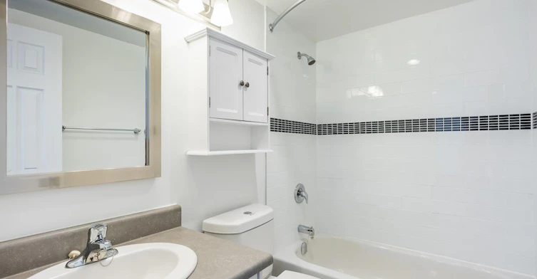 100 Wellesley Street East, Toronto, ON, M4Y 1H5 - 12
