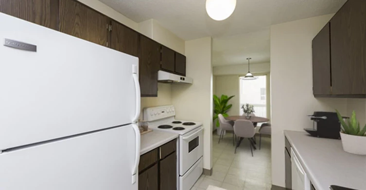 4902 Queen Street, Regina, SK, S4S 6X4 - 8