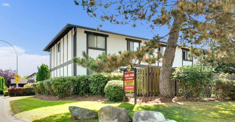5300 207 Street, Langley, BC, V3A 2E6