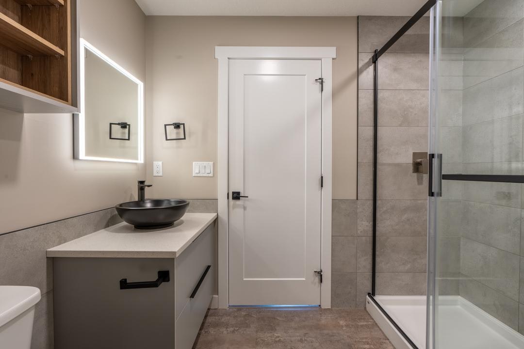 208-8455 106a Avenue Northwest, Edmonton, AB, T5H 0X4 - 15