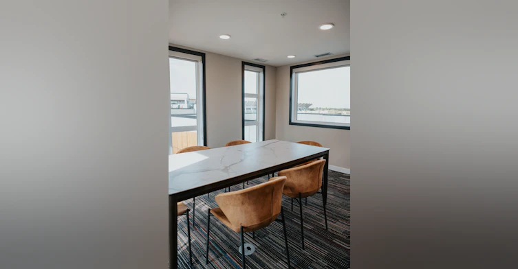 208-8455 106a Avenue Northwest, Edmonton, AB, T5H 0X4 - 18