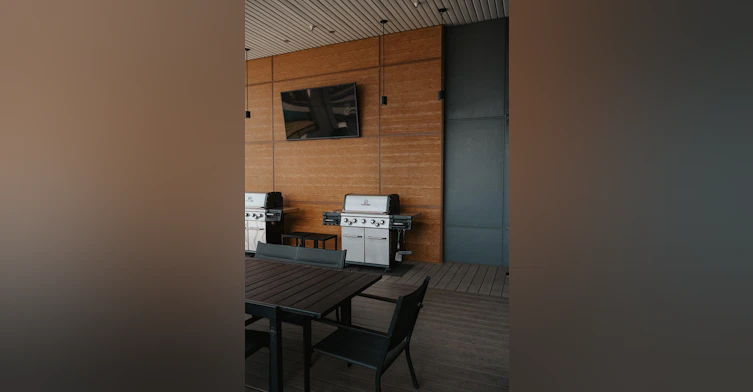 620-8455 106a Avenue Northwest, Edmonton, AB, T5H 0X4 - 37