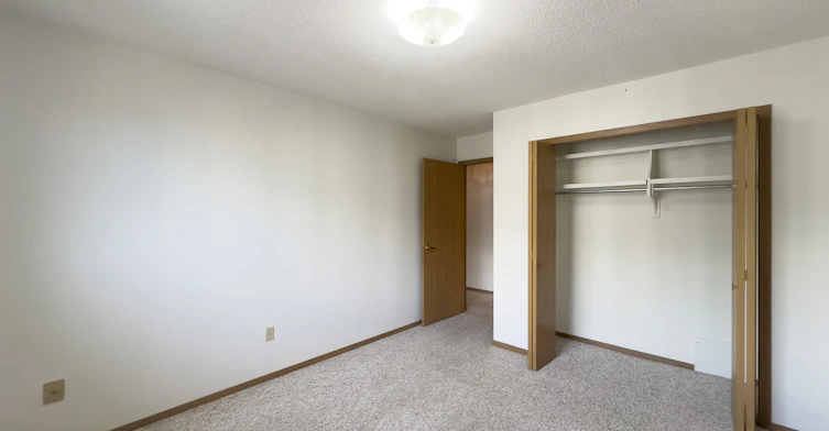 405-10138 84 Avenue Northwest, Edmonton, AB, T6E 2G7 - 8