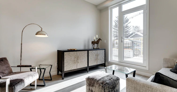 1124 5 Avenue NW, Calgary, AB, T2N 0R6 - 5