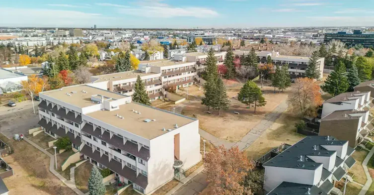 412-10500 45 Avenue NW, Edmonton, AB, T6H 0A1 - 57
