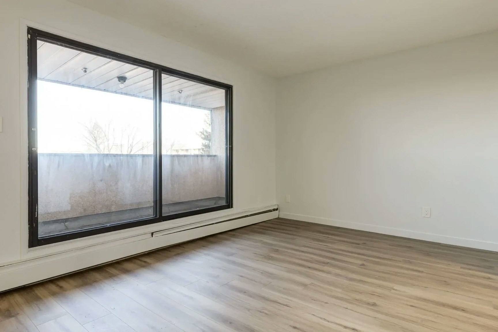 624-10500 45 Avenue NW, Edmonton, AB, T6H 0A1 - 7