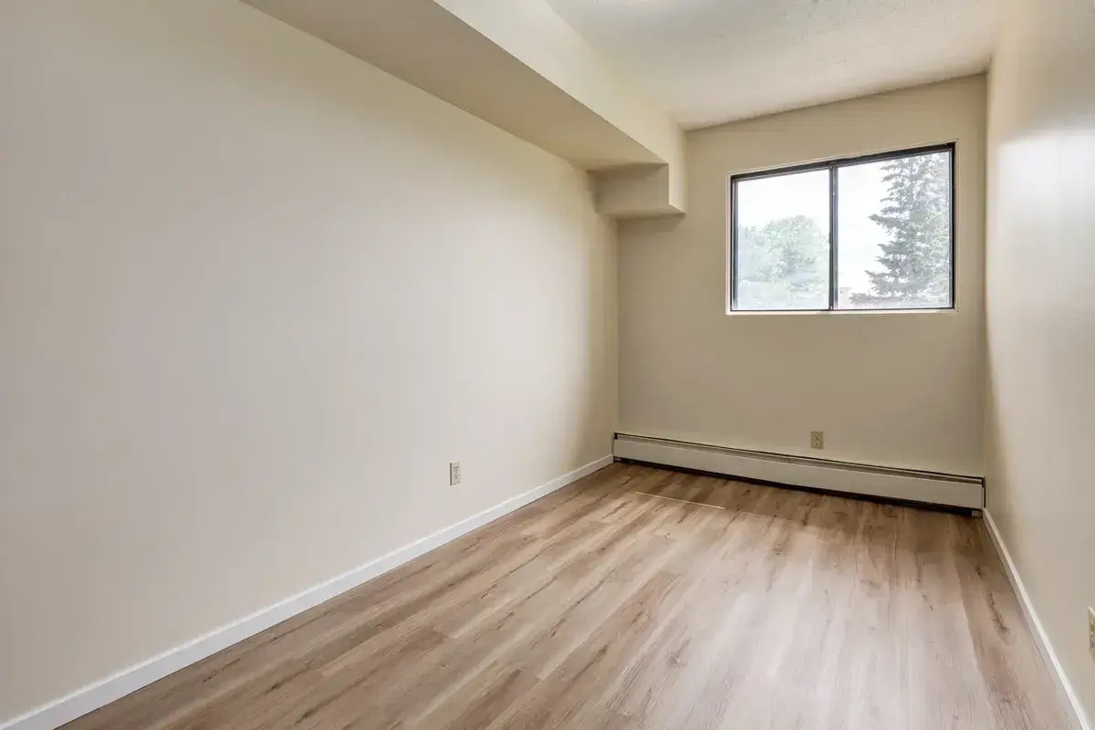 624-10500 45 Avenue NW, Edmonton, AB, T6H 0A1 - 37