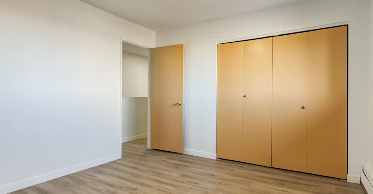 624-10500 45 Avenue NW, Edmonton, AB, T6H 0A1 - 23