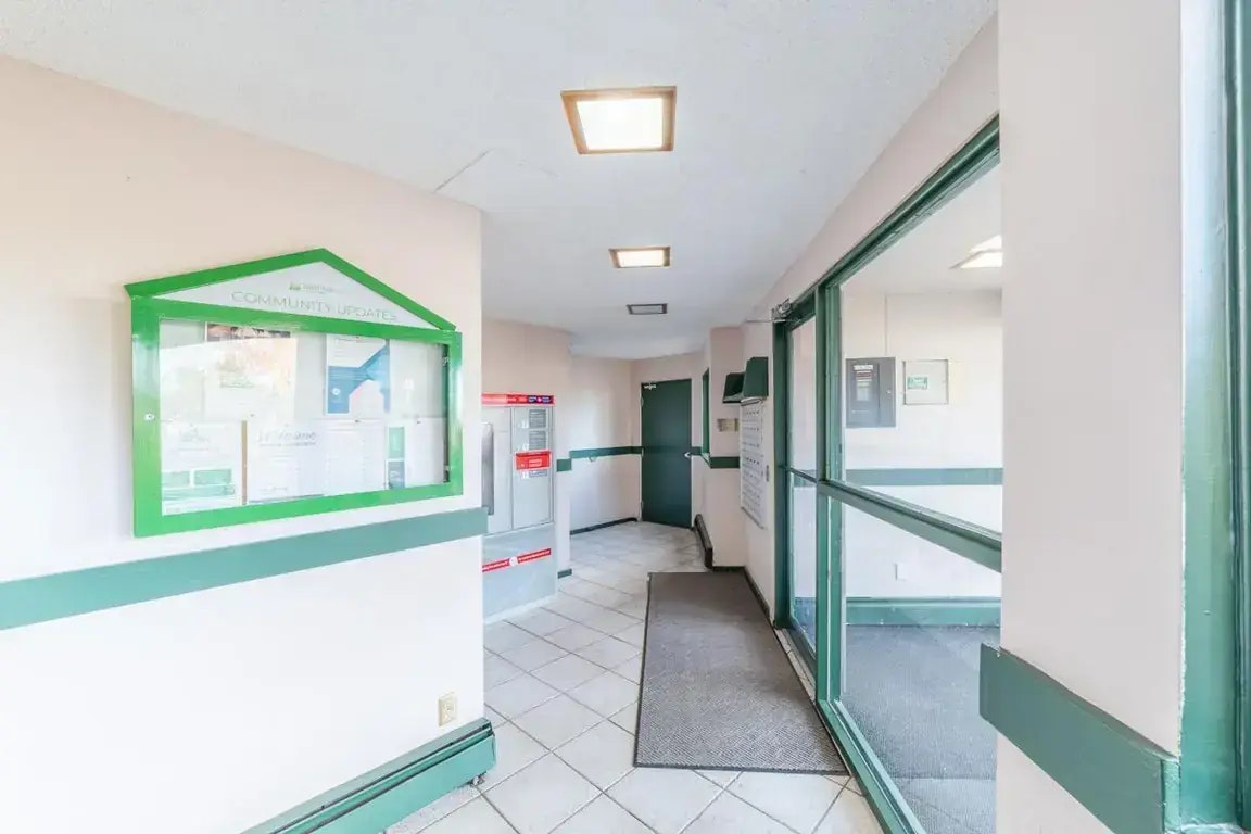 624-10500 45 Avenue NW, Edmonton, AB, T6H 0A1 - 45