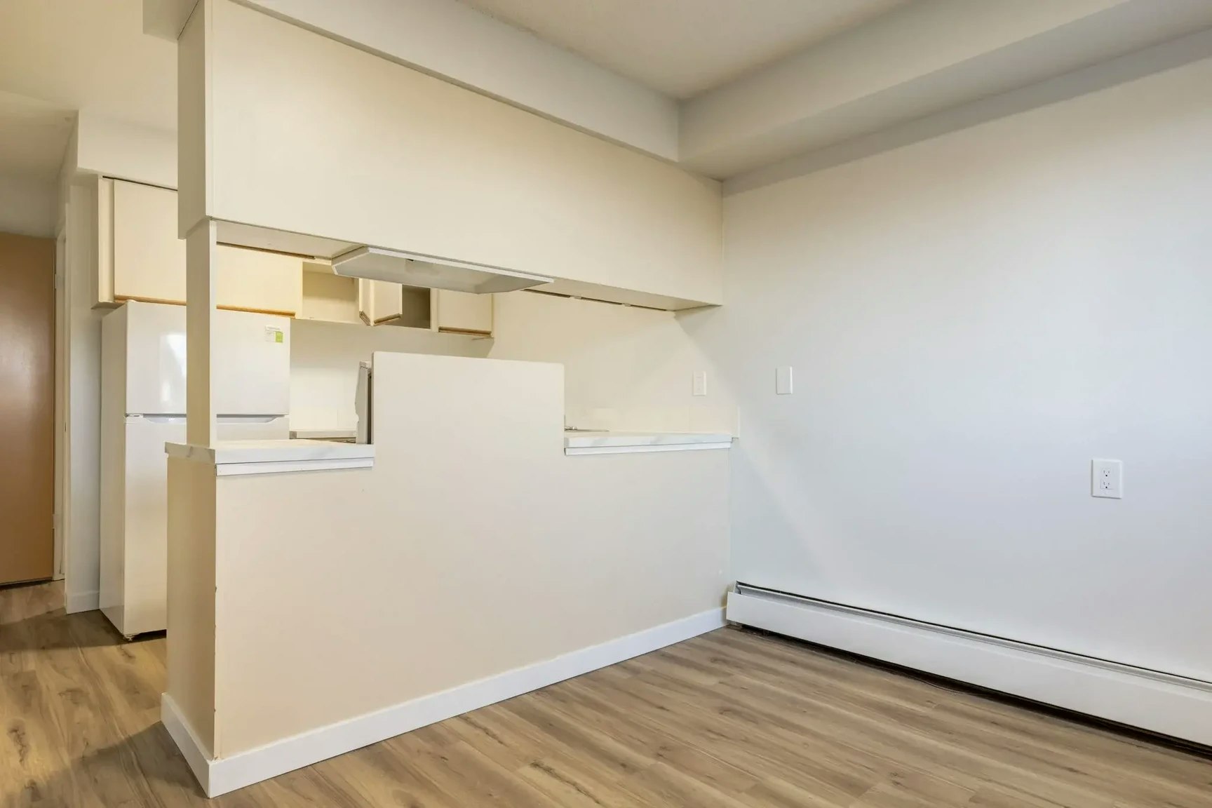 624-10500 45 Avenue NW, Edmonton, AB, T6H 0A1 - 11