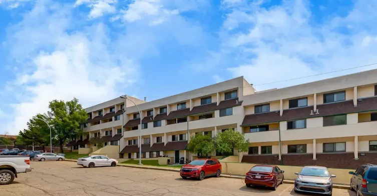 624-10500 45 Avenue NW, Edmonton, AB, T6H 0A1 - 57