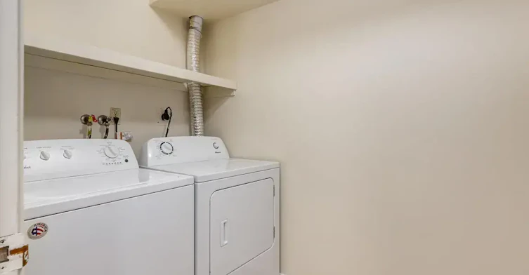 624-10500 45 Avenue NW, Edmonton, AB, T6H 0A1 - 25