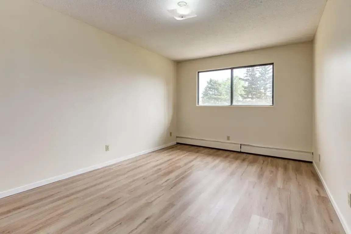 624-10500 45 Avenue NW, Edmonton, AB, T6H 0A1 - 33