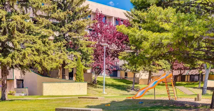 624-10500 45 Avenue NW, Edmonton, AB, T6H 0A1 - 53