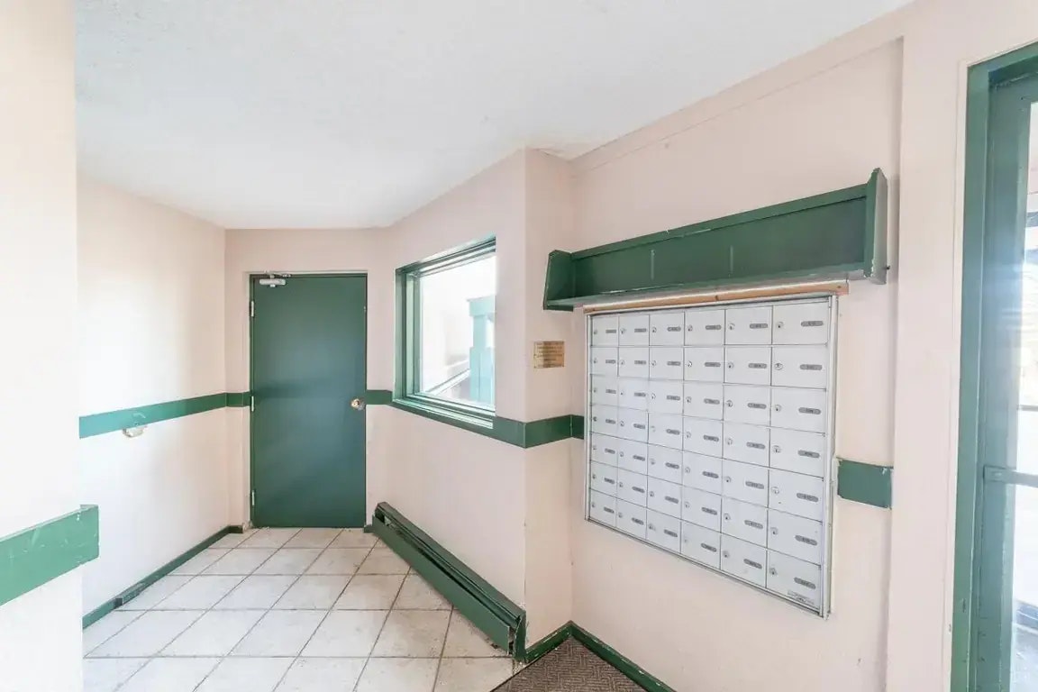 624-10500 45 Avenue NW, Edmonton, AB, T6H 0A1 - 48