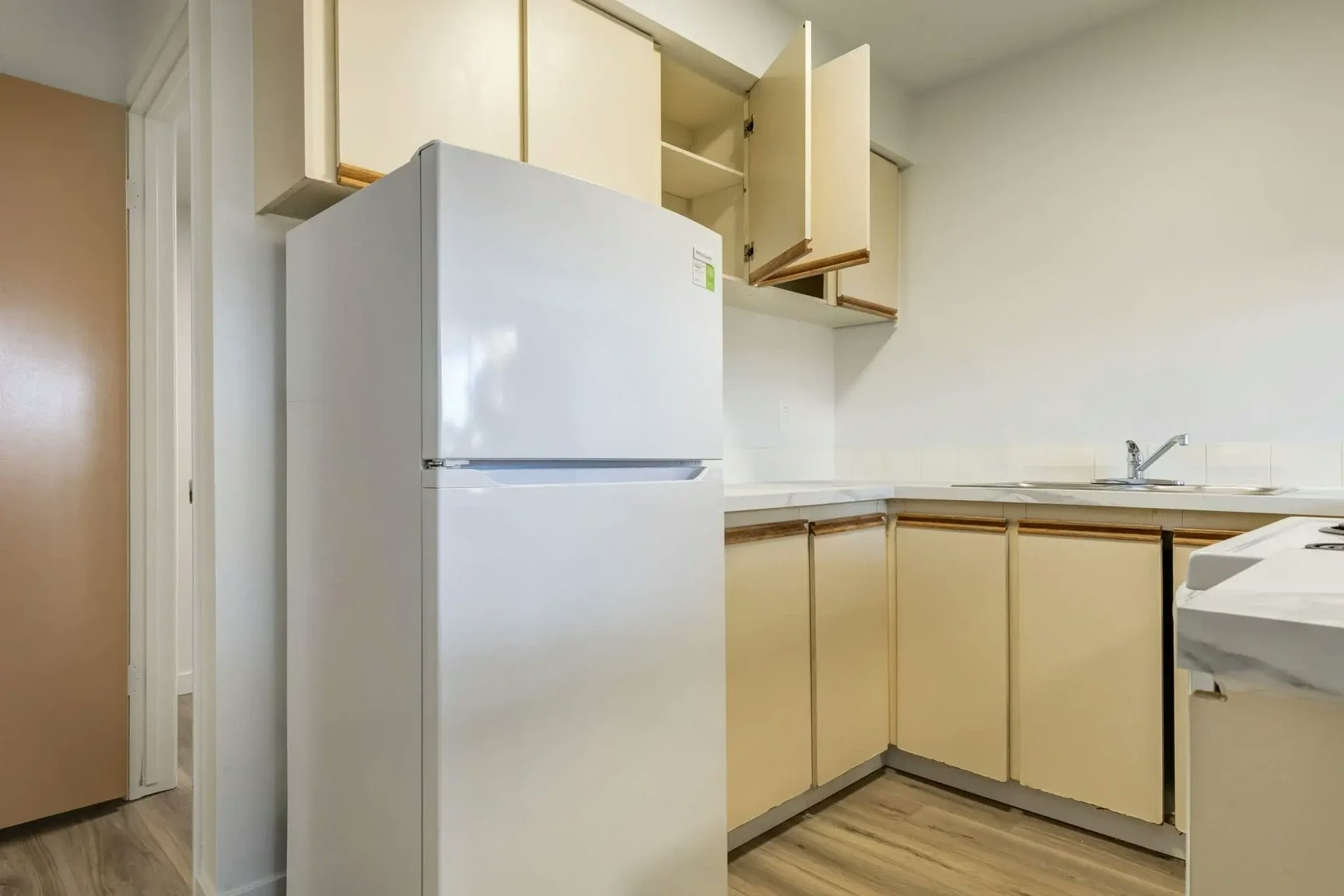 624-10500 45 Avenue NW, Edmonton, AB, T6H 0A1 - 13