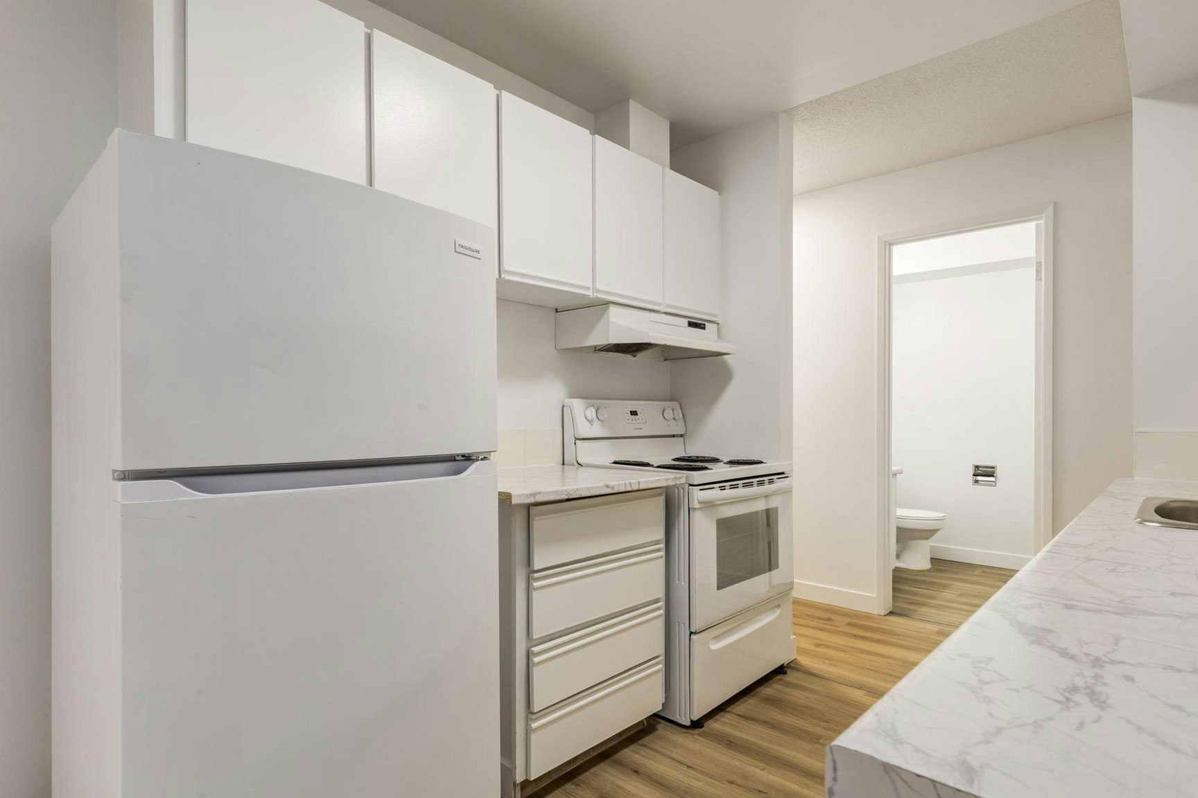 624-10500 45 Avenue NW, Edmonton, AB, T6H 0A1 - 10