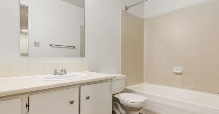 624-10500 45 Avenue NW, Edmonton, AB, T6H 0A1 - 17