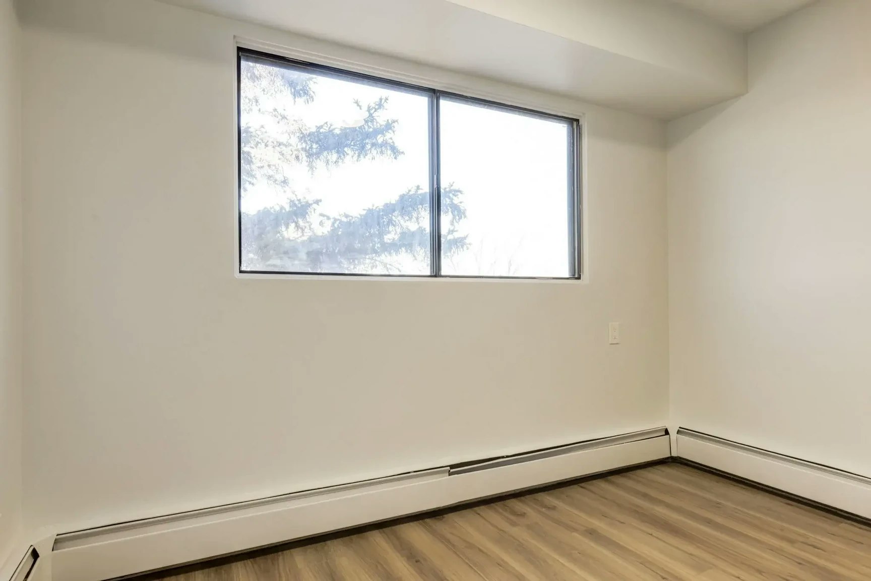 620-10500 45 Avenue NW, Edmonton, AB, T6H 0A1 - 9