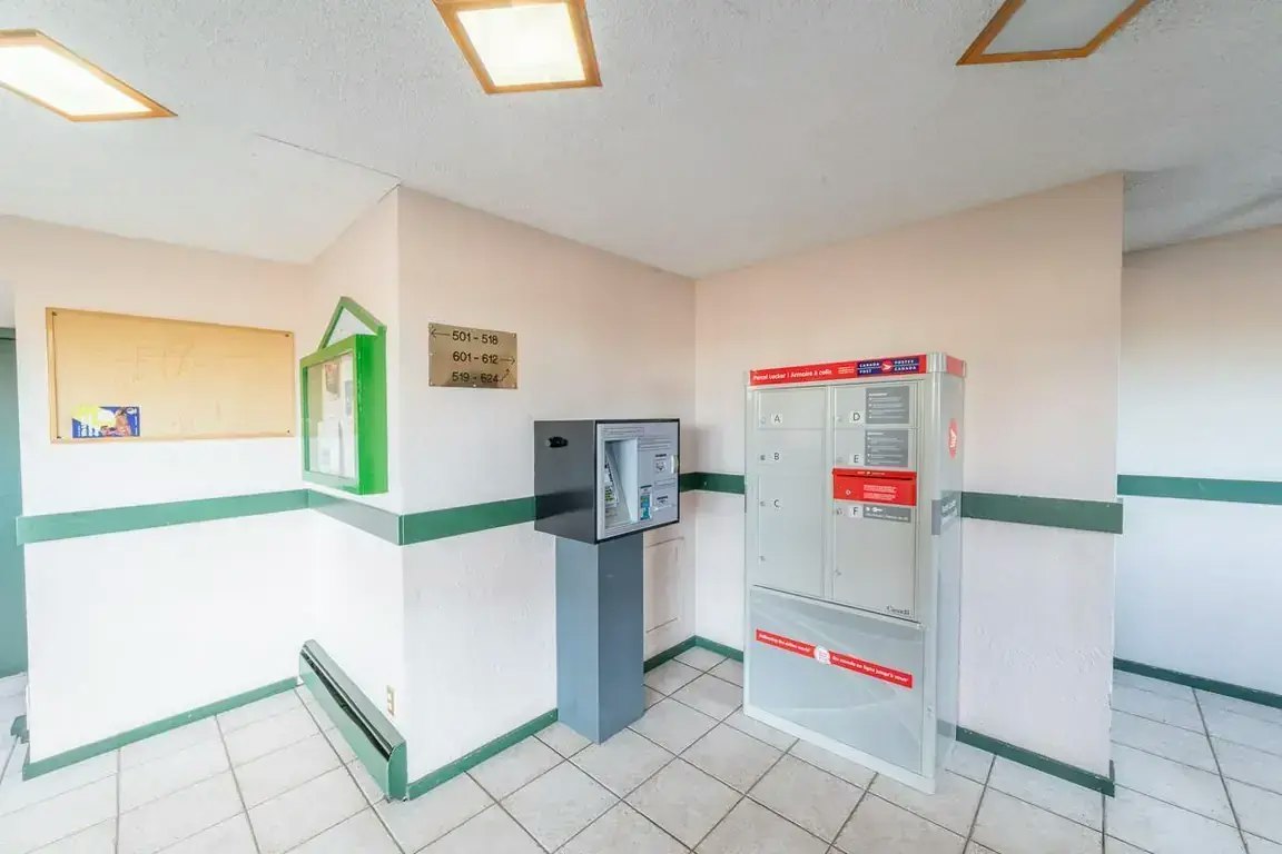 620-10500 45 Avenue NW, Edmonton, AB, T6H 0A1 - 47