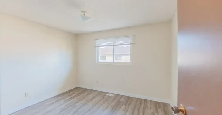 291-10542 45 Avenue NW, Edmonton, AB, T6H 0A1 - 21