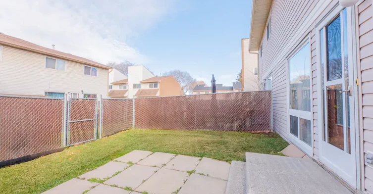 335-10542 45 Avenue NW, Edmonton, AB, T6H 0A1 - 27