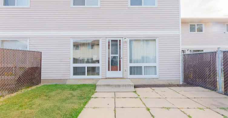 213-10542 45 Avenue NW, Edmonton, AB, T6H 0A1 - 29
