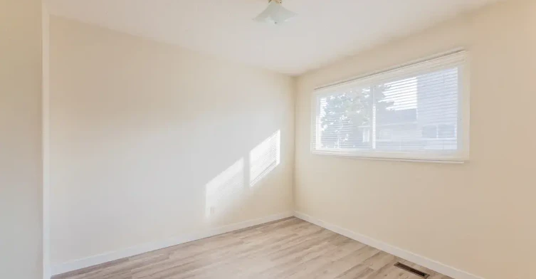 213-10542 45 Avenue NW, Edmonton, AB, T6H 0A1 - 25