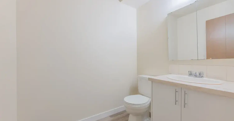 213-10542 45 Avenue NW, Edmonton, AB, T6H 0A1 - 26