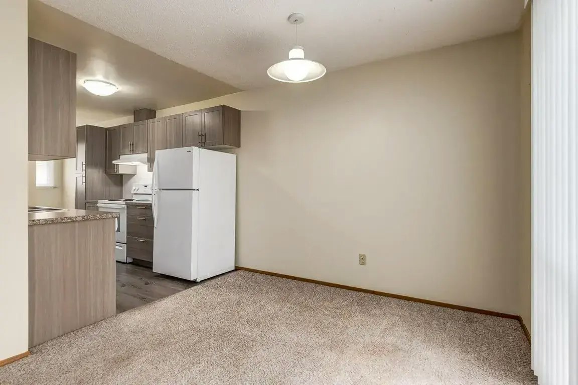 213-10542 45 Avenue NW, Edmonton, AB, T6H 0A1 - 34