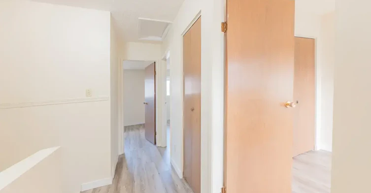 213-10542 45 Avenue NW, Edmonton, AB, T6H 0A1 - 16