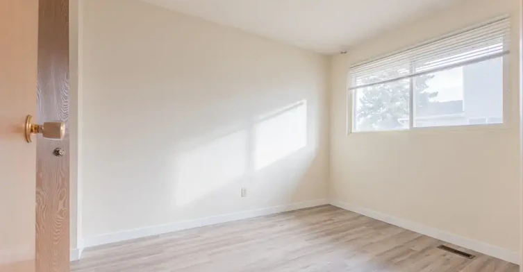 213-10542 45 Avenue NW, Edmonton, AB, T6H 0A1 - 18
