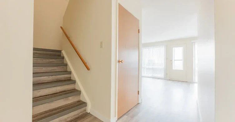213-10542 45 Avenue NW, Edmonton, AB, T6H 0A1 - 13