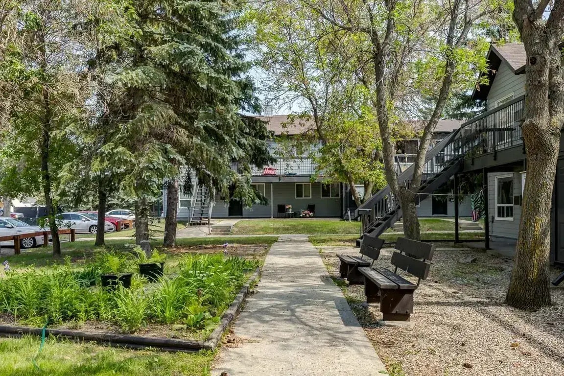 809-3102 Edinburgh Drive, Regina, SK, S4V 1A5 - 11