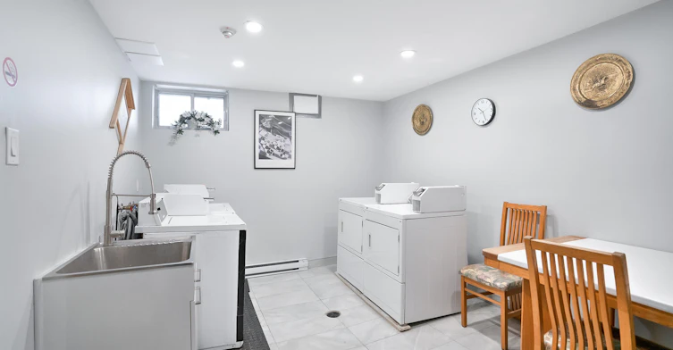 103-6161 Lasalle Boulevard, Montréal, QC, H4H 1P7 - 7
