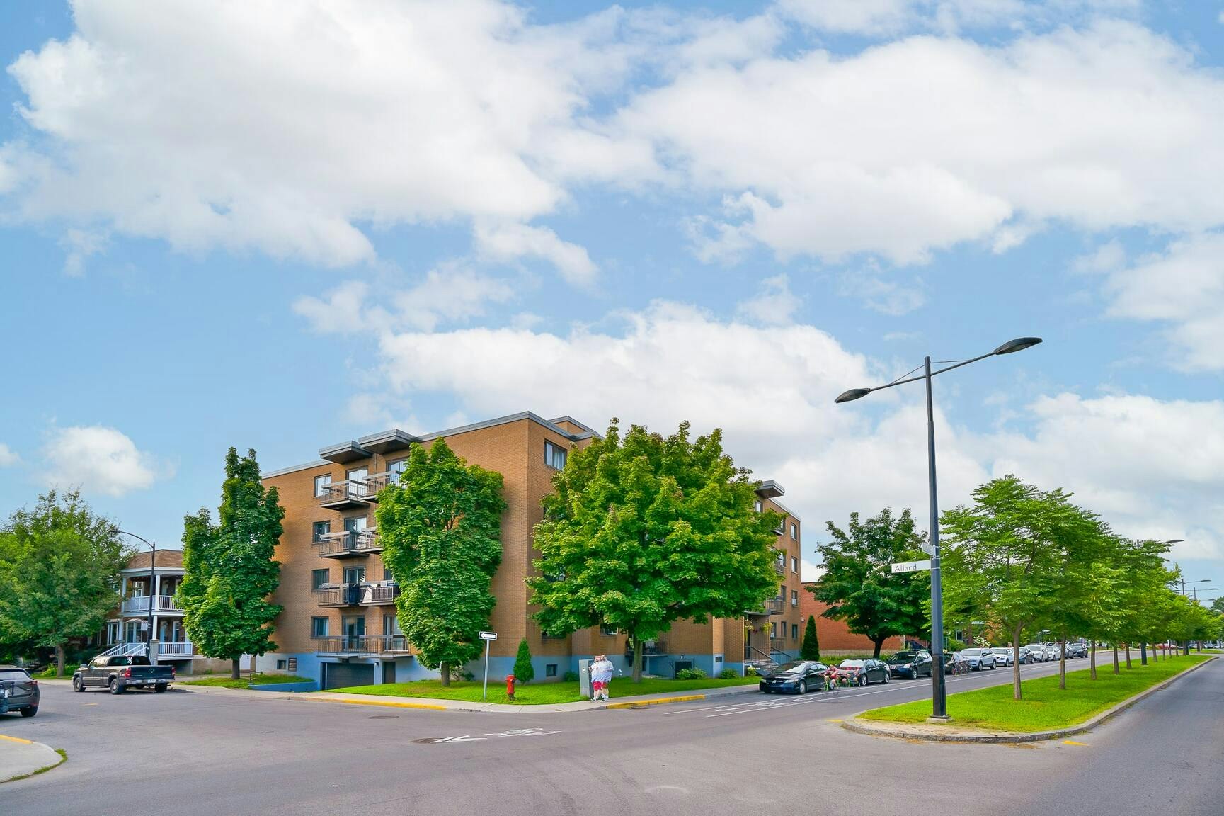 103-6161 Lasalle Boulevard, Montréal, QC, H4H 1P7 - 4