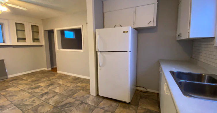 455 A-455 Forget Street, Regina, SK, S4R 4X8 - 12