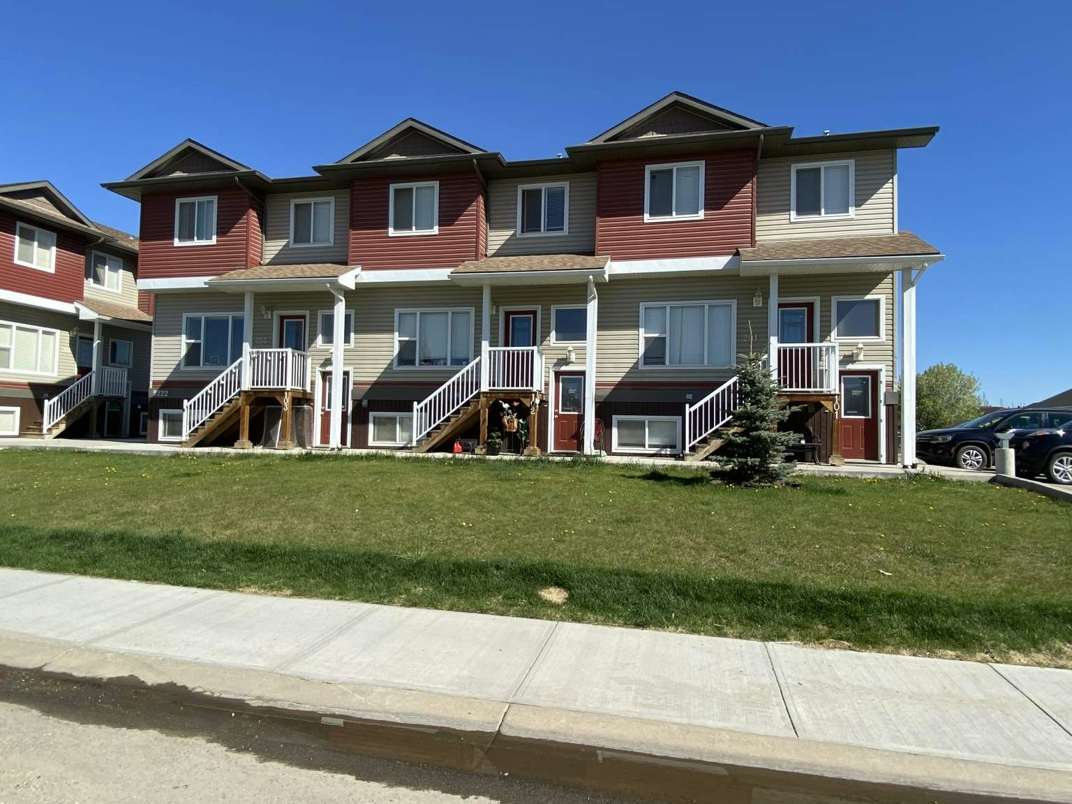 201-9222 93 Avenue, Grande Prairie, AB, T8V 3B2