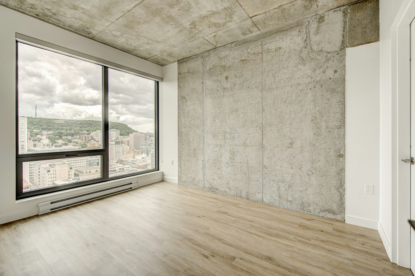 310-1555 Rene Levesque West, Montréal, QC, H3G 0G9 - 4