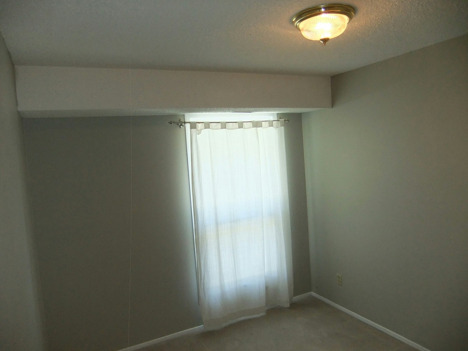 2115 118 Street Nw, Edmonton, AB, T6J 5N1 - 8